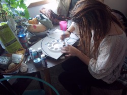 patchouli-rose:  travelingteadaze painting sacred geometry in our slightly cluttered hippie den 