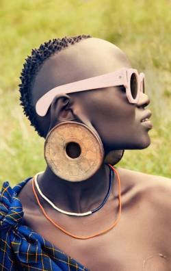 lovelylavenderchild:  soulja-lamy:  Amazing look book by Enki Eyewear. See the full collection here only on FashionGHANA.com http://www.fashionghana.com/site/amazing-look-book-by-enki-eyewear-for-the-enki-via-ethiopia-collection/   Glory