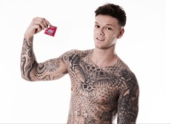 fuckustevepena:  MAN CANDY: X Factor’s Ellis Lacy Goes Full Frontal to Show You How To Put on a Condom [NSFW]  Watch Video Here: https://youtu.be/lb5w3jVOonE 