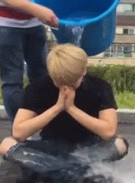 zettaikareshi:  SHINee Jonghyun ‘Ice Bucket Challenge’