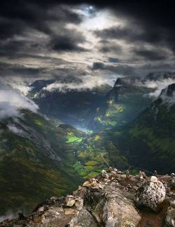 travelgurus:                                     Dalsnibba Mountain, Norway                 Travel Gurus - Follow for more Nature Photographies!    