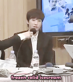 shimeunkyungs-deactivated201404:  jinyoung reviving that icecream imitation thing he does 
