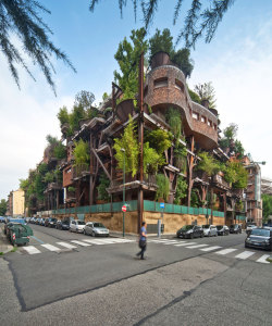 archatlas:Via Culture N Lifestyle:Vertical Forest: An Urban Treehouse That Protect Residents from Air and Noise PollutionA potted forest of trees and branching steel beams disguise this 5-story apartment building in Turin, Italy. Designed by Luciano