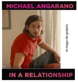 el-mago-de-guapos:  Michael Angarano ft. Emma RobertsIn a Relationship (2018)