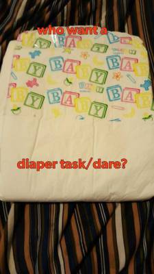 sissybabbysky:  Who want a diaper task/dare. Reblog and Pm i will give you one.