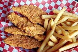 yummyfoooooood: Chicken Tenders with Fries