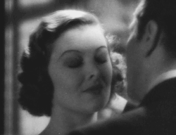 nitratediva:  Myrna Loy is flustered after a kiss from Warner Baxter in Penthouse (1933).