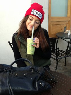 clowhd:  pparraddise:  n-oir:  evanescen-t:  americansecrets:  kardashifans:  Wishing I had this green tea in my hand right now..  want the drink and the beanie  excuse me there is a balenciaga bag right there like the beanie is gorgeous and the drink