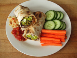 garden-of-vegan:  burrito on whole grain california lavash with brown rice, black beans, onion, garlic and low sodium taco seasoning, guacamole, salsa, hummus, olives and romaine lettuce, cucumber and carrots with hummus 