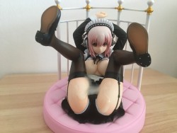 Sonico fulfilling her SOF maid duties! You can find the video Here! Go For It! Another great Job by my SOF Bro OtterFilth.  PS: If you want, please support me on Patreon, it will help a lot in getting new figures and updating more and better contents!