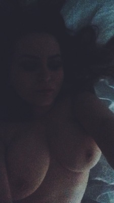 little-spoiled-brat:  chillin naked and ill with bunny ears on whassup 