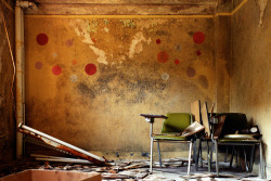  Classroom on the first floor of the Forst Building at Trenton State Hospital, back in 2006.  Sadly, on my most recent visit in 2011, the plaster had fallen from the back wall, obliterating the cool circular designs seen in this photo. See it bigger