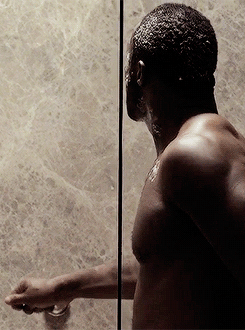 beardedboggan:  spaceisprettycool:  master-of-duct-tape:  mothergoddamn:  ashermajestywishes:  greek-god-of-hair:  chick-fe-latio:  girlll  I’m gay as hell but damn it Idris Elba, warn a girl!!  AMEN!  We interrupt your dash to bring you an important