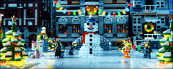 mooseings:  Christmas time in Bricksburg! (Don’t wreck GCBC’s snowman)  WHERE IS THIS FROM I NEED TO KNOW