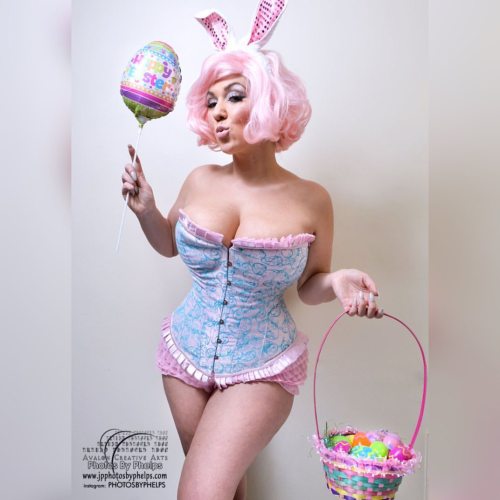 Happy Easter with model Crystal Rose #easter #easterbunny #photosbyphelps #sexybunny #pinup #imakeprettypeopleprettier  #throwbacktuesday  https://www.instagram.com/p/CcdeinDu98E/?igshid=NGJjMDIxMWI=
