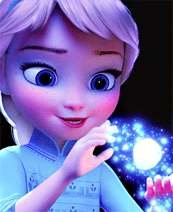 im-just-bad-at-metaphors:  elsasexual: Ready?  Elsa and her adorably dorky lopsided grin. How I love her. 