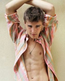 menphotos:  #boy #male #guy #teen #teenswag #gay #gaymen #fit #fitbody #hot 