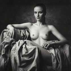 model lu-lubest of erotic photography:www.radical-lingerie.com