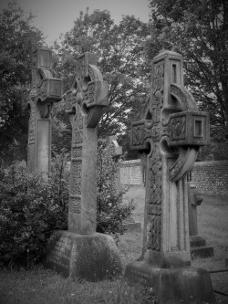 skull-designs:  Three for the price of one. Hove Cemetery, East Sussex. 