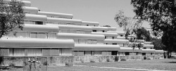 a-sophisticates-aesthetic:  UNIVERSITY OF CANBERRA STUDENT RESIDENCES (1973)  The University of Canberra Student Residences were designed by John Andrews in 1973, for the Canberra College of Advanced Education (CCAE), construction being completed in 1975.