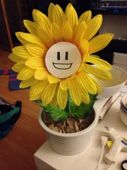 My Flowey is done!! And my sweatshirt is drying in the background :3