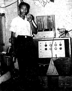 kaatsound:  Lloyd Daley, legendary sound man known as LLOYD THE MATADOR, founding owner of the legendary Matador Record Company, here in 1959 with a microphone at the front of his first home-made amplifier…