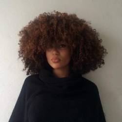 dookyunits:  AFRO OF THE DAY #693