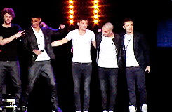 frenchlovetw:  AU meme → The Wanted get back together (With the help of the amazing Zhen :)) 