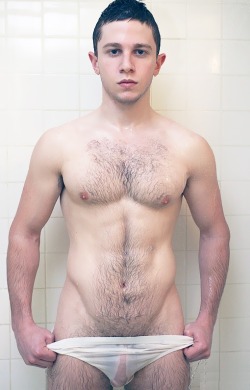 exhibition-i-st:  younghairychests:   Love
