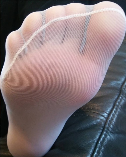 Amateur Feet