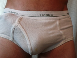 briefs-are-the-best:  white Hanes briefs - coming through