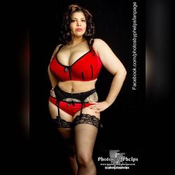 Valentine day is coming!! Jessica @msjaeroman is making it smoking and where there is smoke.. There is FIRE!!! #lingerie #curves #latina  #tattoos #photosbyphelps #sexy #curves #effyourbeautystandards #honormycurves #losehatenotweight #valentine  #bemyval