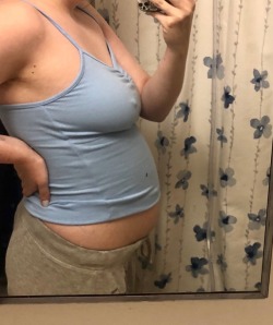 bell-ybb:  Thank you for all your encouragement tonight friends!! I  stuffed myself to the brim and topped it off with an enema. Look how seamless that belly looks 