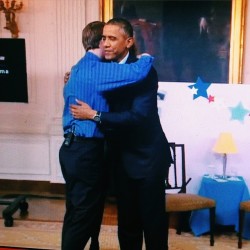 fishingboatproceeds:  hermionejg:  Hankbama. #youtubeasksobama #teaminternet  Obama hugged GloZell and Bethany, and then started to go in for the handshake with Hank, but Hank was like, “THIS IS A HUG-ONLY ZONE MR. PRESIDENT,” and spread his arms