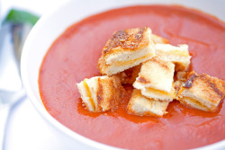 do-not-touch-my-food:  Tomato Soup with Grilled Cheese Croutons