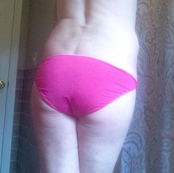 shelly-dresser:  closetpantiewearer:  Magic mirror on the wall, who is pretty in pink??? That would be me,*blushes*  Very nice indeed.  
