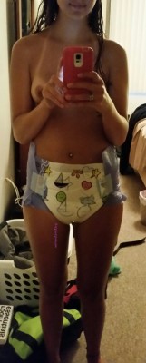 werenotadulting:  Sorry for the minor hiatus, Tumblr seemed to think that these pictures didn’t exist for some reason. Anyways, the 110 (now 113…..) days in diapers has begun!! 