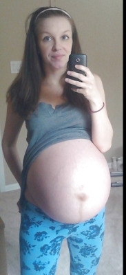 megapetitepuss: At 4′11″ I knew I was too small to have his baby but I slept with him anyways. Now here I am at 6 months and my poor frame is too small and too weak to support this belly. Everyday, I feel smaller and weaker, but my belly grows larger