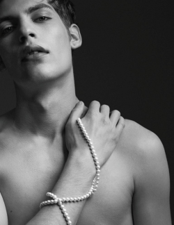 mariah-do-not-care-y:  Baptiste Radufe for INTERVIEW GERMANY JULY 2013:  ”S/he” by Anna Bauer 