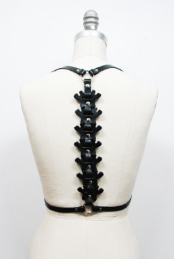  Zana Bayne — Leather Vertebrae/Skeleton Harnesses 
