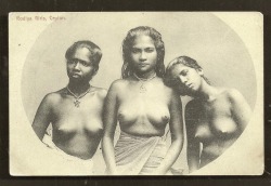   Sri Lankan Rhodiyas, via Old Indian Photographs.   
