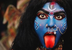 krodhavighnantaka:     FEBRUARY 28 - ALLAHABAD, INDIA: A woman dressed as Hindu goddess Kali participates in a Shivaratri procession. - CNN 