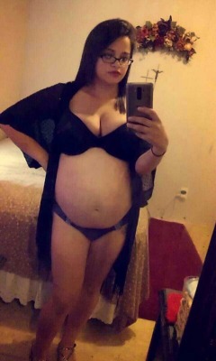 lovemesomepregnantbitchez:  Her snapchat is subsluuut69Go and add her!  She’s sweet, sexy, and very yummy!  She’d love to talk to each and every single one of you so don’t be shy!  Pass the word around!This is her wishlist:https://www.amazon.com/gp/regist