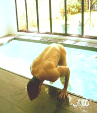 malesportsbooty:  Scottish rugby player Max Evans doing a naked handstand. Dieux Du Stade 2010 DVD.  
