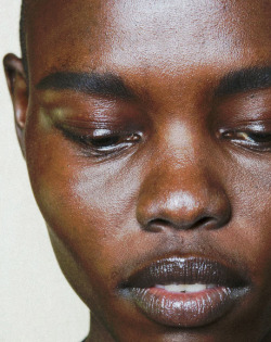 trvxblk:  furples:  Grace Bol at Martin Grant Fall 2013    is her facial structure real?