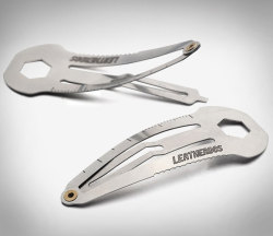 justsomefuckingguy:  captcreate:  odditymall:  The Leatherdos is a hair clip that doubles as a multi-tool that combines 5 different tools in a tiny hair clip: screw-drivers, a wrench, a trolley coin, a ruler, and a cutting edge. —-&gt;http://odditymall.co