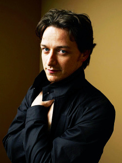 johnboyoga:  28/100 favorite pictures of james mcavoy 