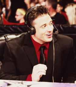 I&rsquo;m all for Alex Riley on commentary, but can&rsquo;t he do it while wearing his ring gear!?!