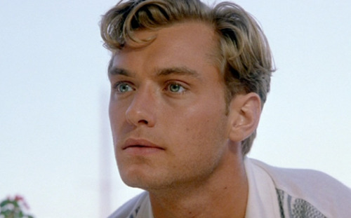 tinglingpeter:Jude Law in The Talented Mr. Ripley (1999)