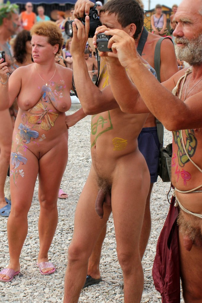 Sex in the nude beach